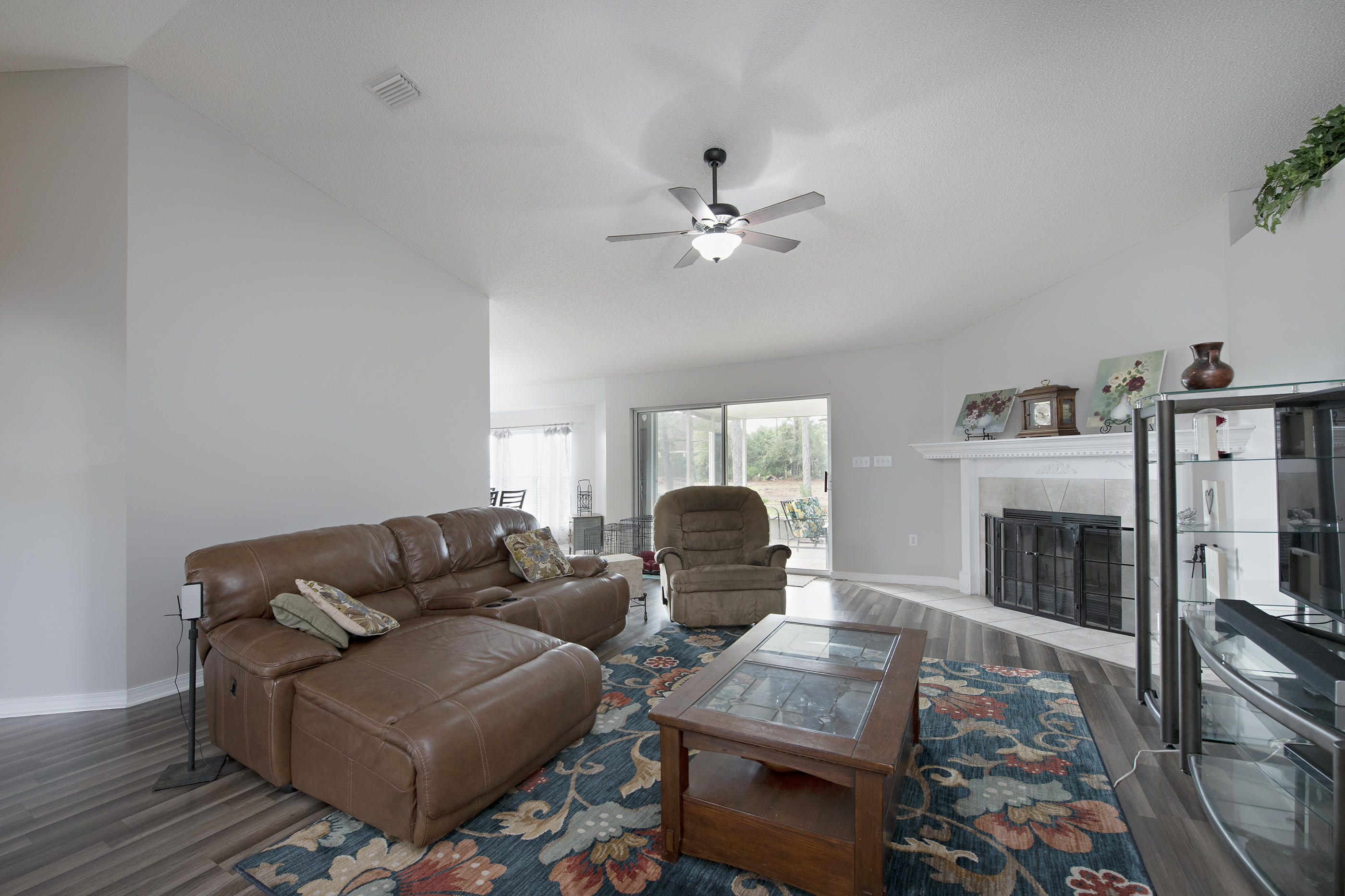 7583 Woodmont Road Navarre, FL 32566 - Photo 4 of 38 Gallery Image 4