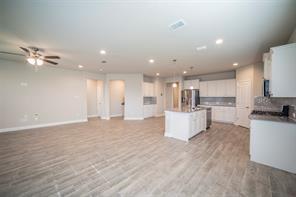 744 Shepperton Way Fort Worth, TX 76247 - Photo 5 of 15