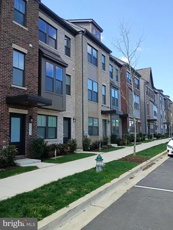 $515,000 | 3525 Carnaby Street, Hyattsville, MD 20782