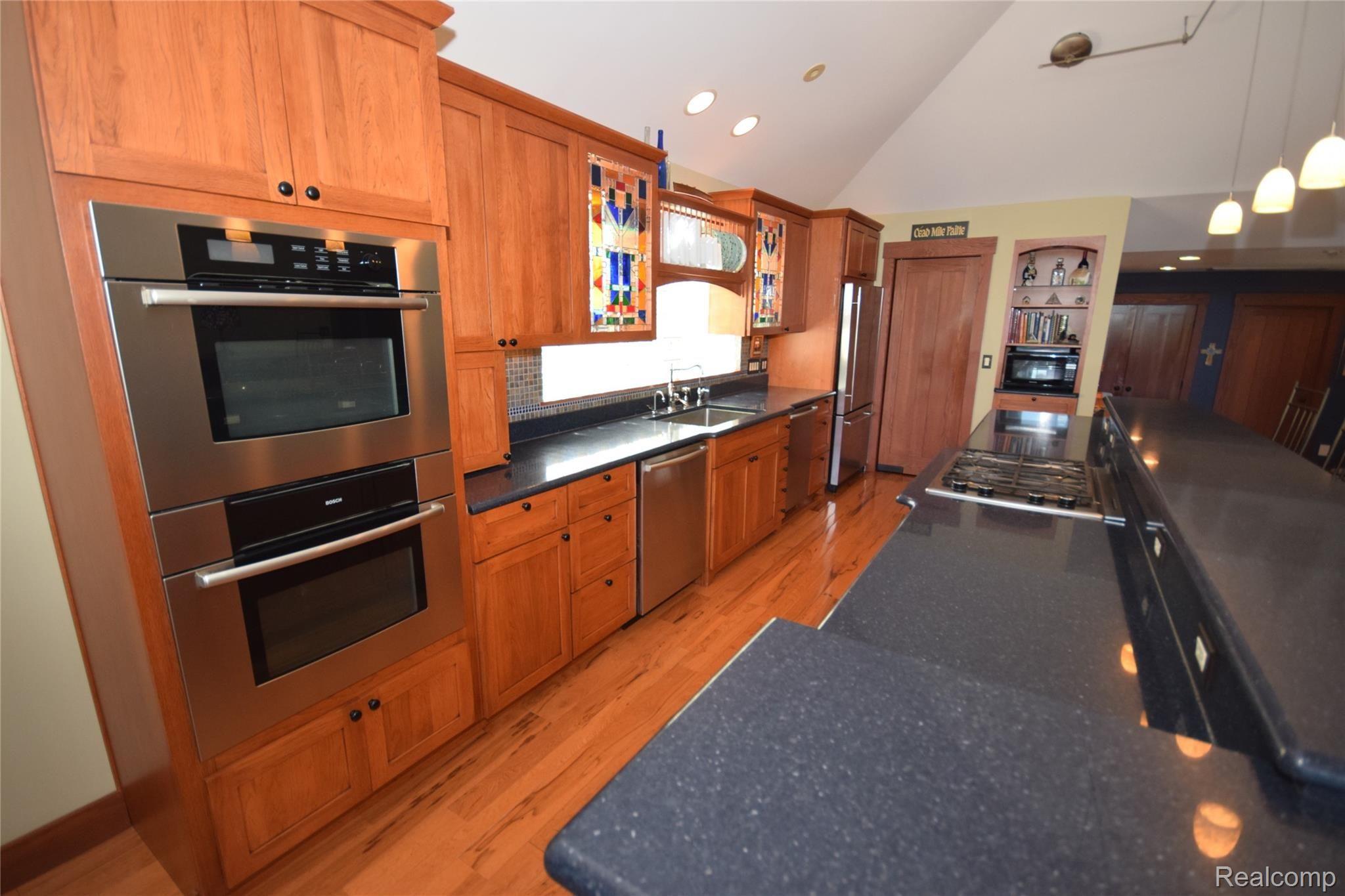 11079 Fenton Road Fenton, MI 48430 - Photo 15 of 37 DSC_0025.JPG