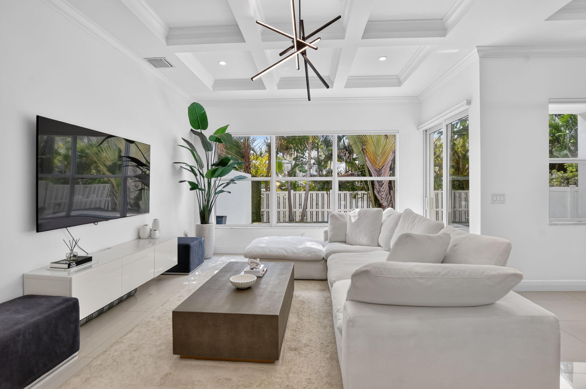 500 Northeast Wavecrest Way Boca Raton, FL 33432 - Photo 12 of 53 13-web-or-mls-DSC_7448