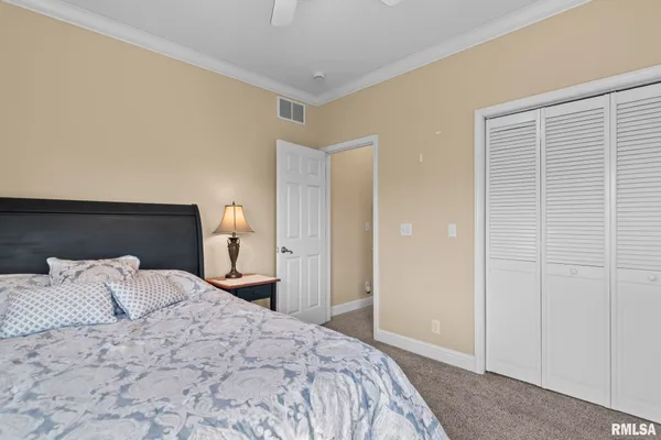 $500,000 | 6421 Winterberry Lane, Springfield, IL 62712