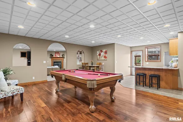 $500,000 | 6421 Winterberry Lane, Springfield, IL 62712