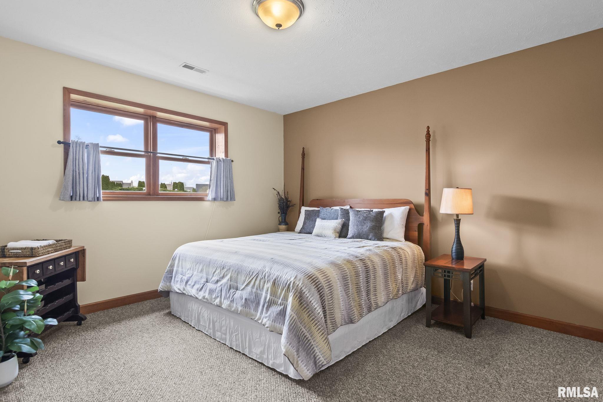 6421 Winterberry Lane Springfield, IL 62712 - Photo 37 of 54