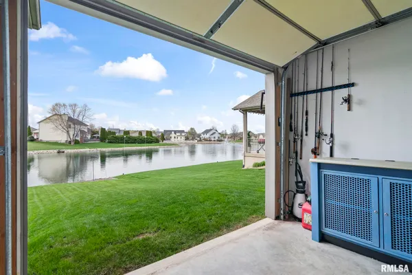 $500,000 | 6421 Winterberry Lane, Springfield, IL 62712