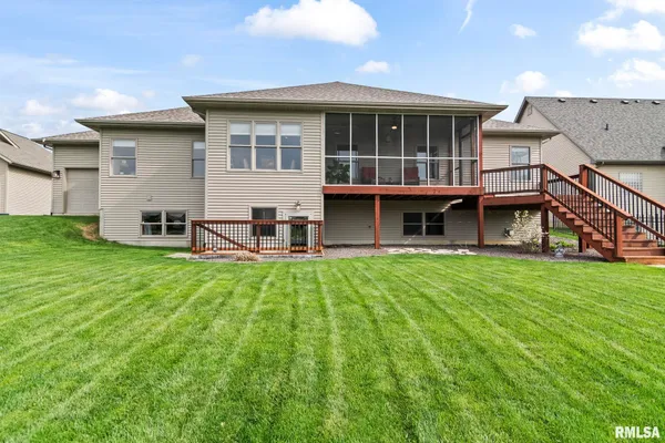 $500,000 | 6421 Winterberry Lane, Springfield, IL 62712