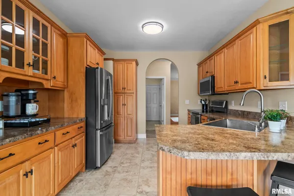 $500,000 | 6421 Winterberry Lane, Springfield, IL 62712