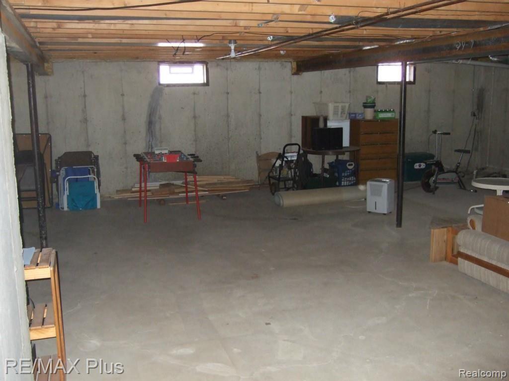 1820 West Leonard Road Leonard, MI 48367 - Photo 19 of 28 DSCF5271.jpg