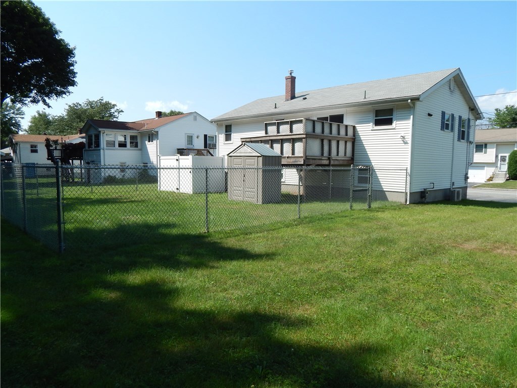 123 Getchell Avenue Woonsocket, RI 02895 - Photo 6 of 21 Gallery Image 6