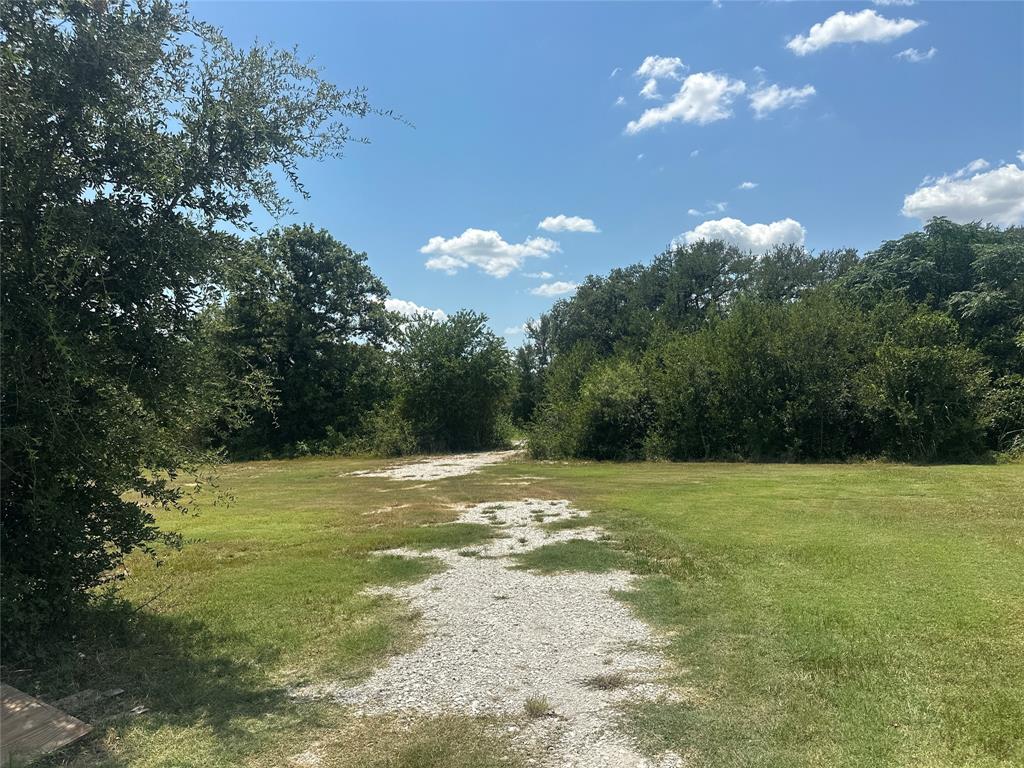 617 Mesquite Tree Road Waco, TX 76705 - Photo 39 of 39 a view of a trees in a yard