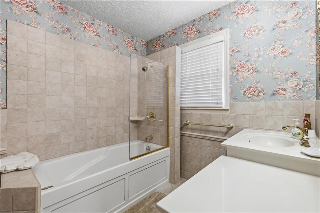 29585 Somerset Road Paola, KS 66071 - Photo 23 of 53
