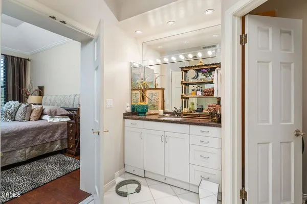 $1,538,000 | 70 North Arroyo Boulevard, Pasadena, CA 91105