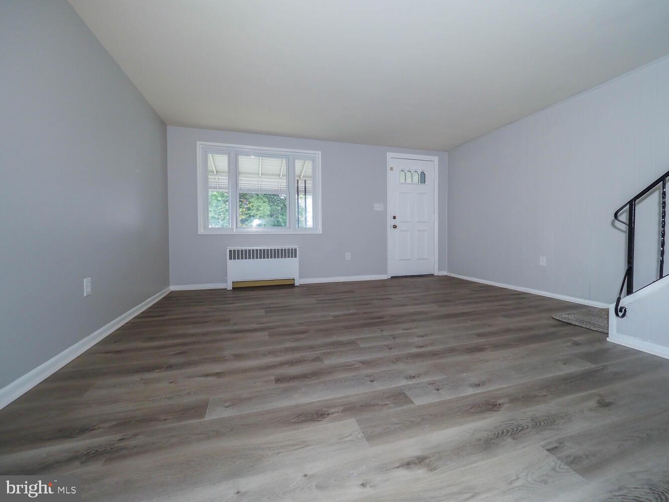 4110 Doris Avenue Brooklyn, MD 21225 - Photo 3 of 33 Spacious Living Room