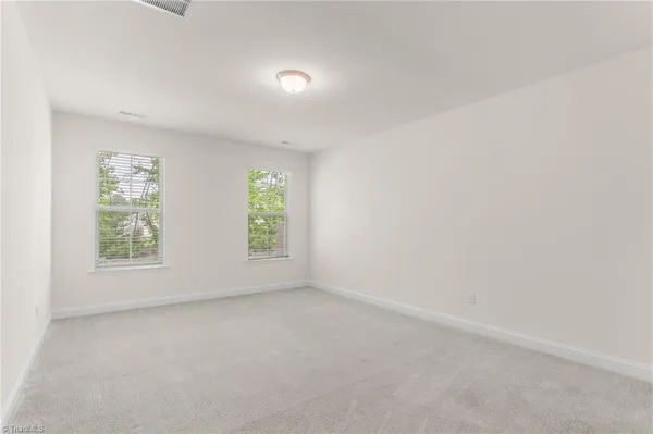 $389,900 | 831 Royal Oak Lane, Mebane, NC 27302