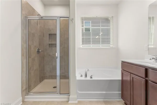 $389,900 | 831 Royal Oak Lane, Mebane, NC 27302