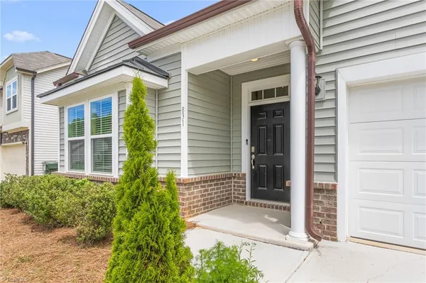 $389,900 | 831 Royal Oak Lane, Mebane, NC 27302