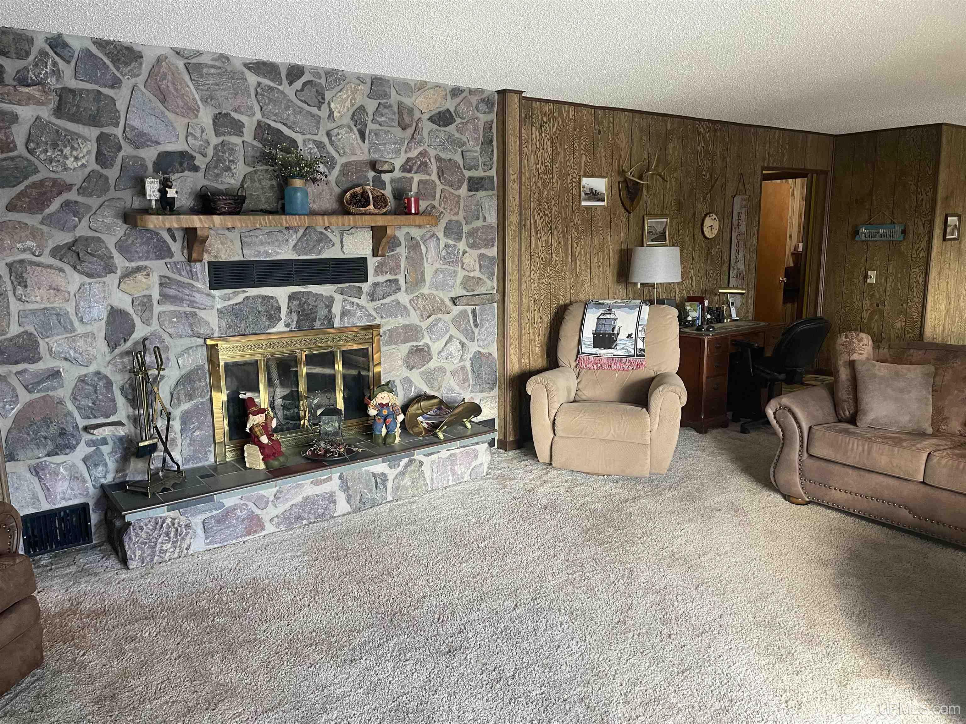 8301 Mirror Lake Road Munising, MI 49862 - Photo 16 of 43