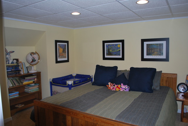9217 Oak Ridge Drive Rochelle, IL 61068 - Photo 13 of 25 a living room with furniture