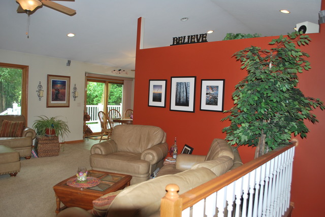 9217 Oak Ridge Drive Rochelle, IL 61068 - Photo 7 of 25 a outdoor living space with furniture and potted plants