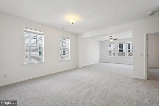 $2,850 | 24682 Lynette Springs Terrace, Chantilly, VA 20152