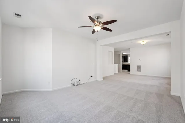 $2,850 | 24682 Lynette Springs Terrace, Chantilly, VA 20152