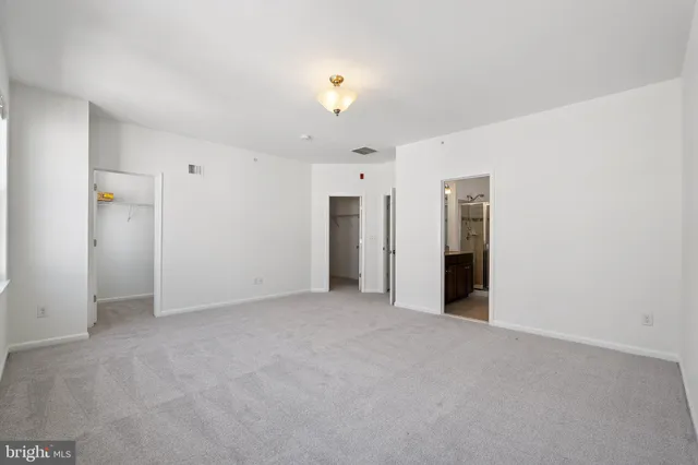 $2,850 | 24682 Lynette Springs Terrace, Chantilly, VA 20152