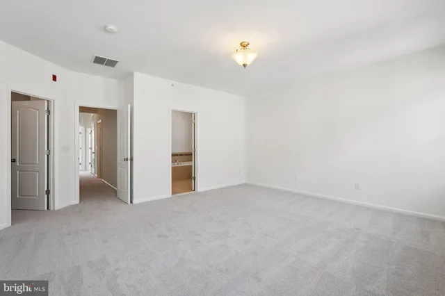 $2,850 | 24682 Lynette Springs Terrace, Chantilly, VA 20152