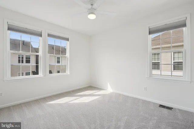 $2,850 | 24682 Lynette Springs Terrace, Chantilly, VA 20152