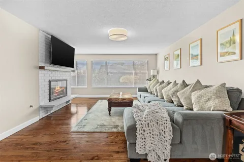 $755,000 | 7704 45th St Court West, University Place, WA 98466