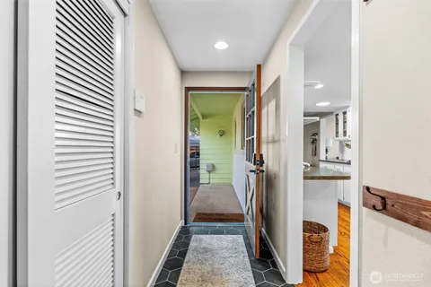 $755,000 | 7704 45th St Court West, University Place, WA 98466