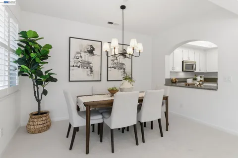 $925,000 | 57 Danville Oak Place, Danville, CA 94526