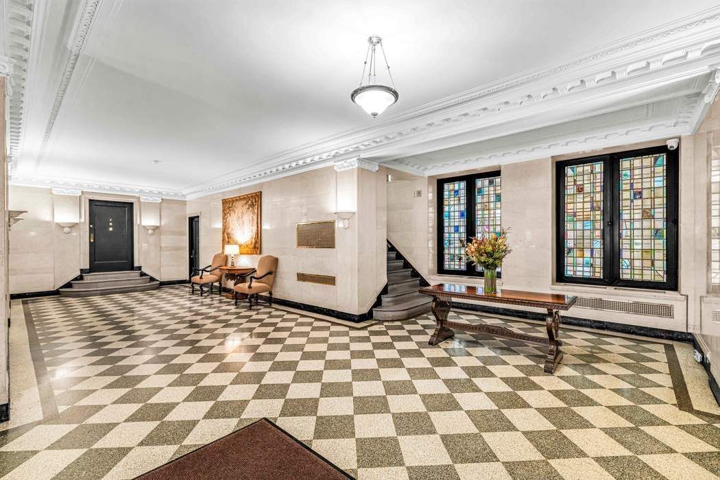 390 Riverside Drive, Unit 6D Manhattan, NY 10025 - Photo 6 of 11