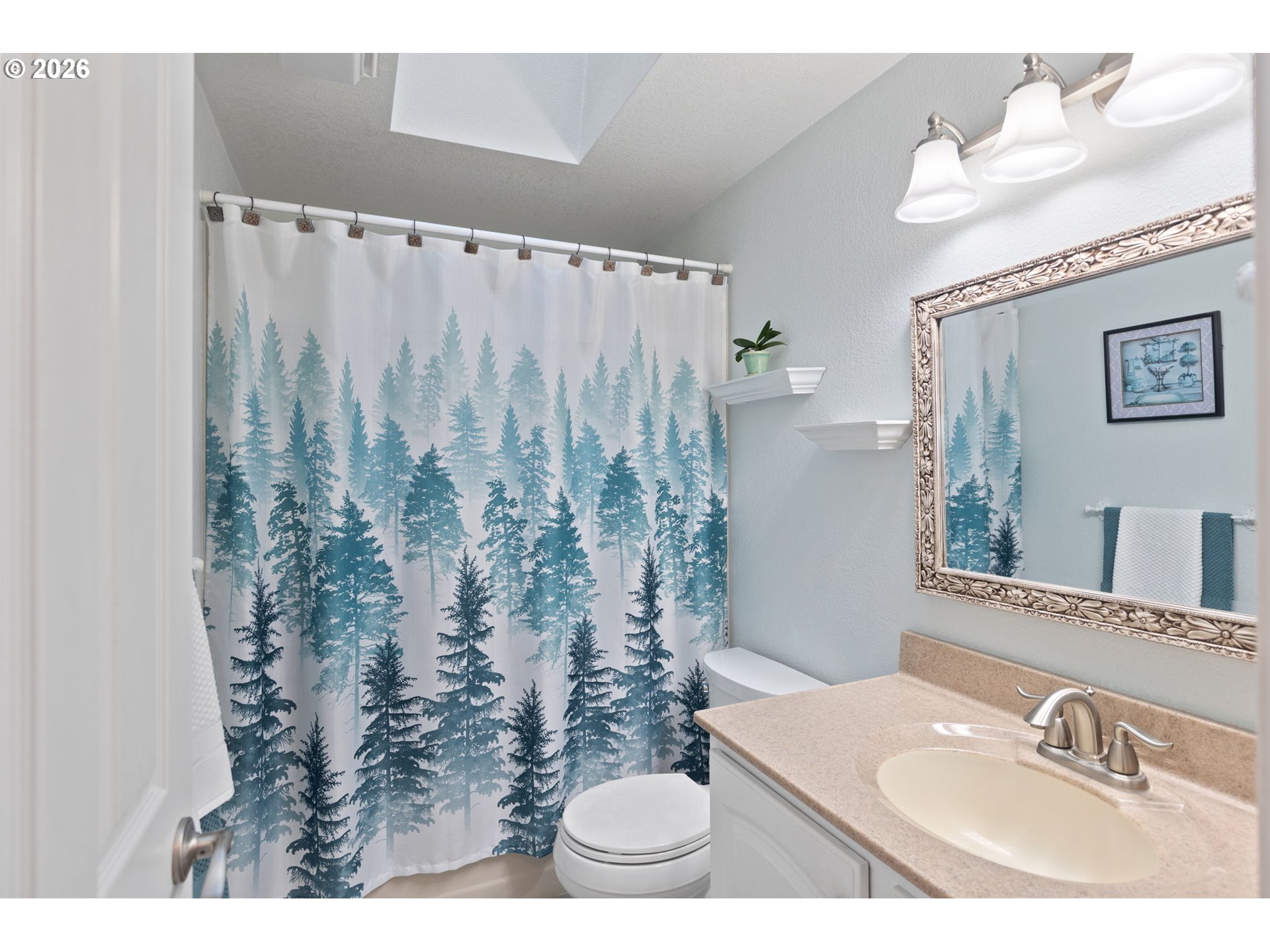 2164 Russell Road Merlin, OR 97532 - Photo 18 of 45