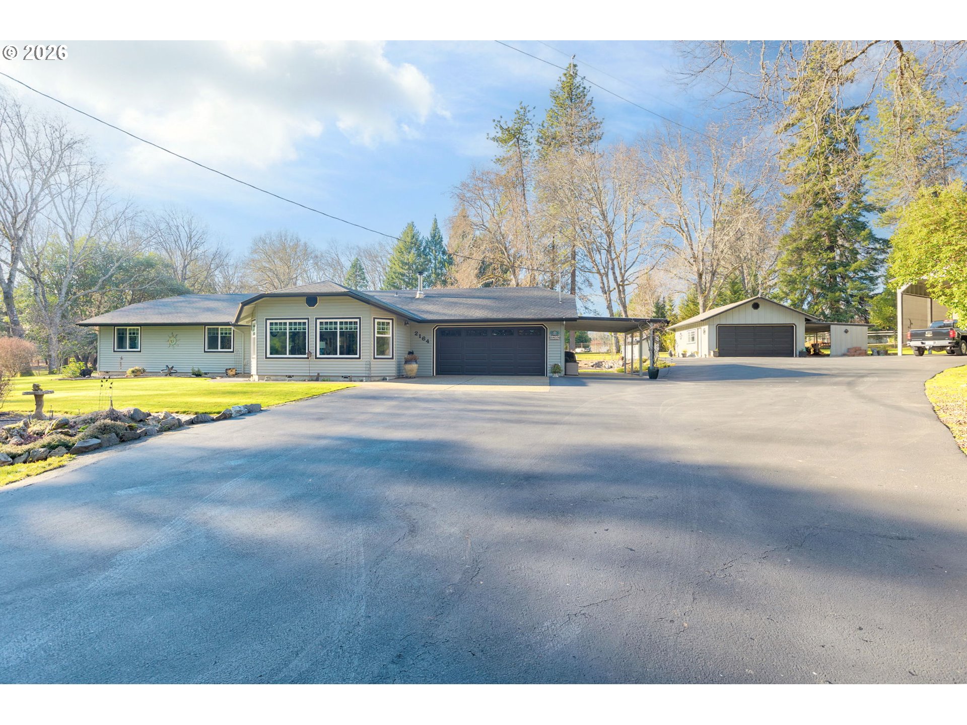 2164 Russell Road Merlin, OR 97532 - Photo 23 of 45