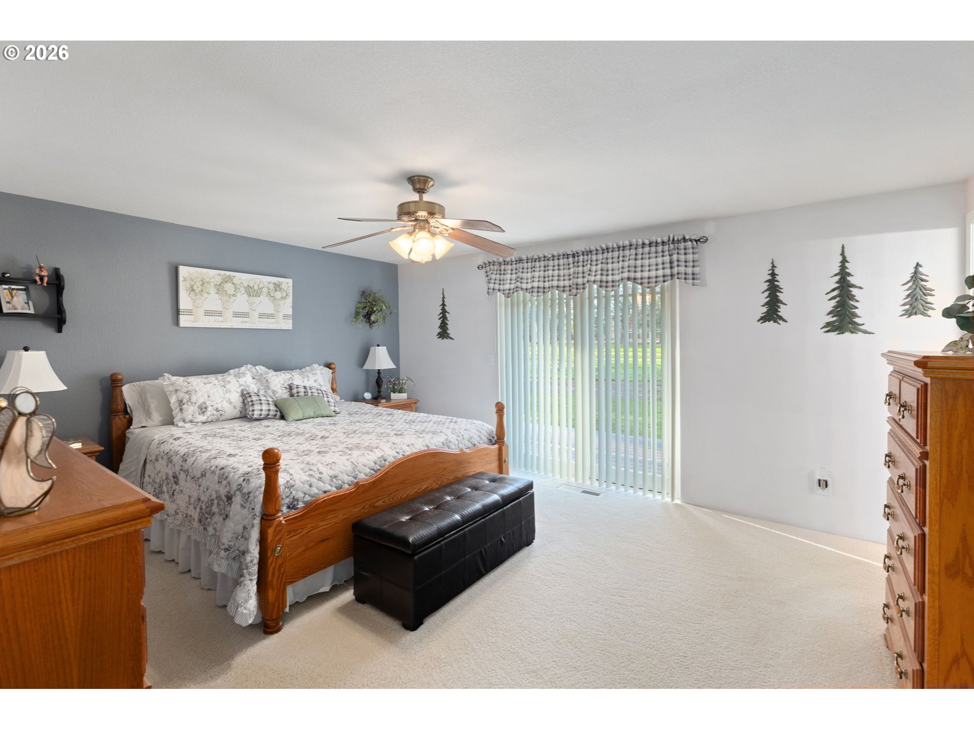 2164 Russell Road Merlin, OR 97532 - Photo 25 of 45