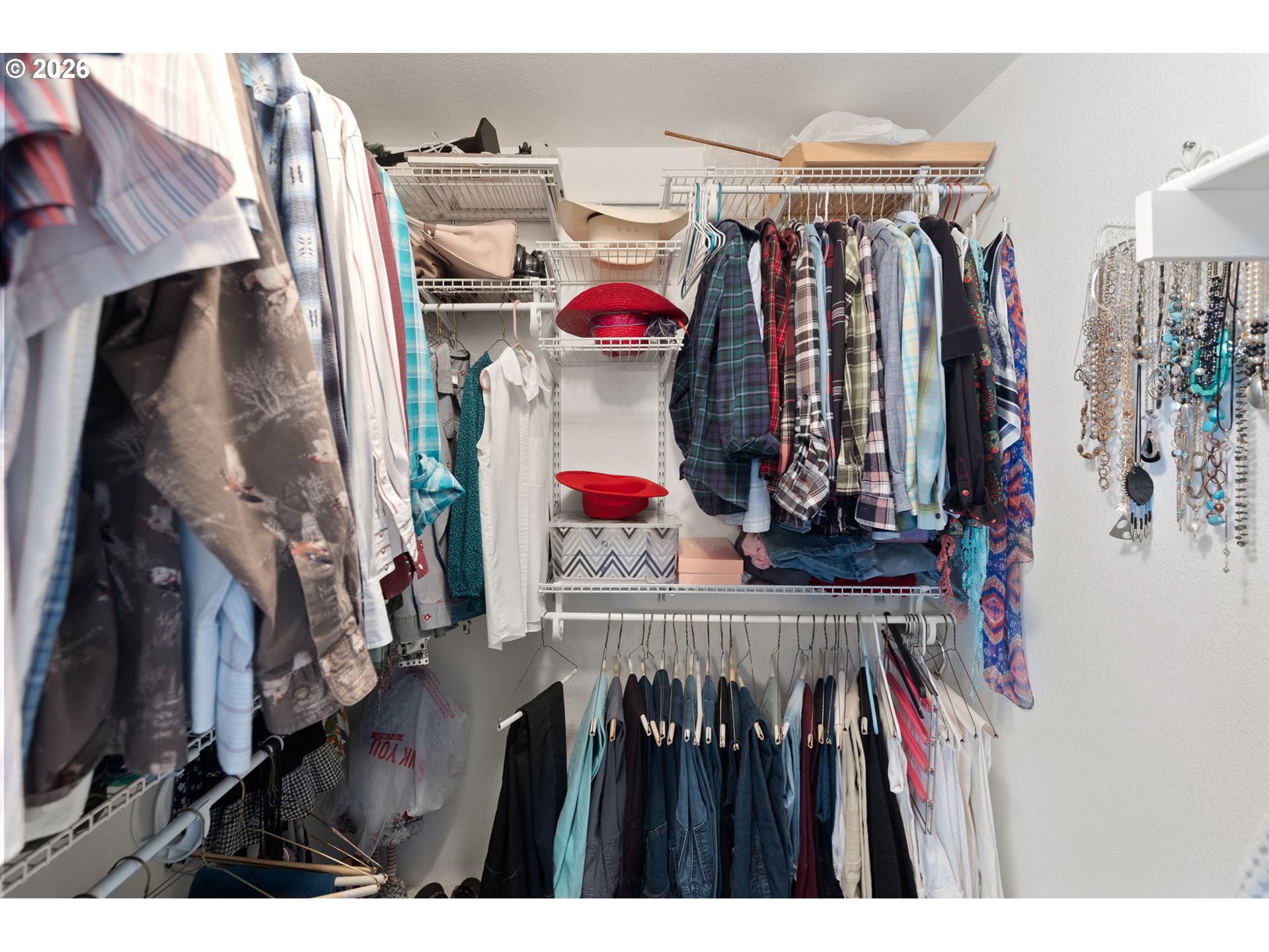 2164 Russell Road Merlin, OR 97532 - Photo 28 of 45