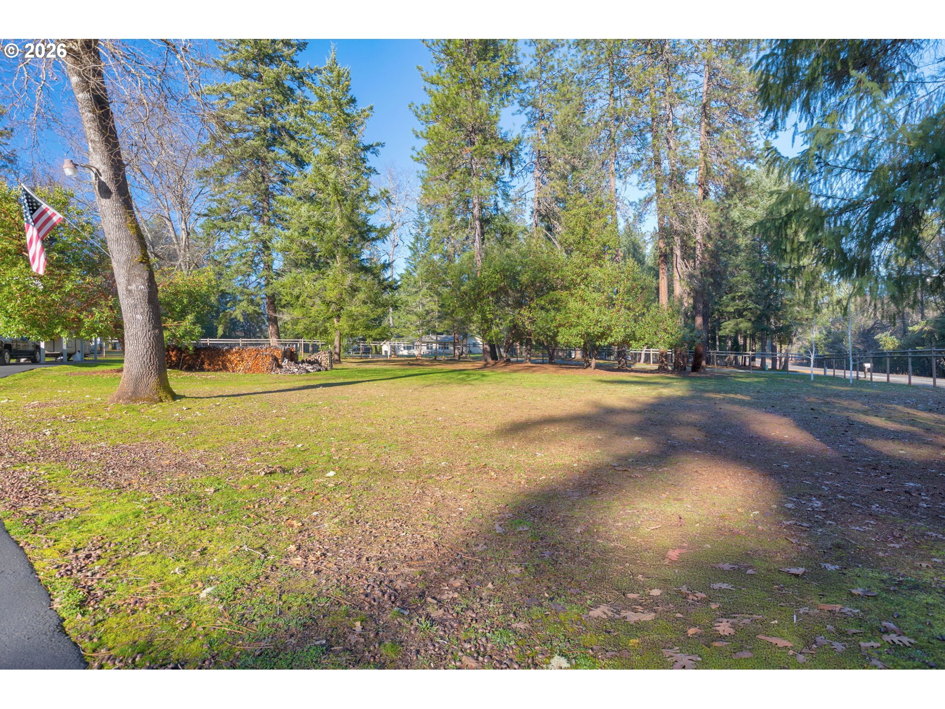 2164 Russell Road Merlin, OR 97532 - Photo 3 of 45