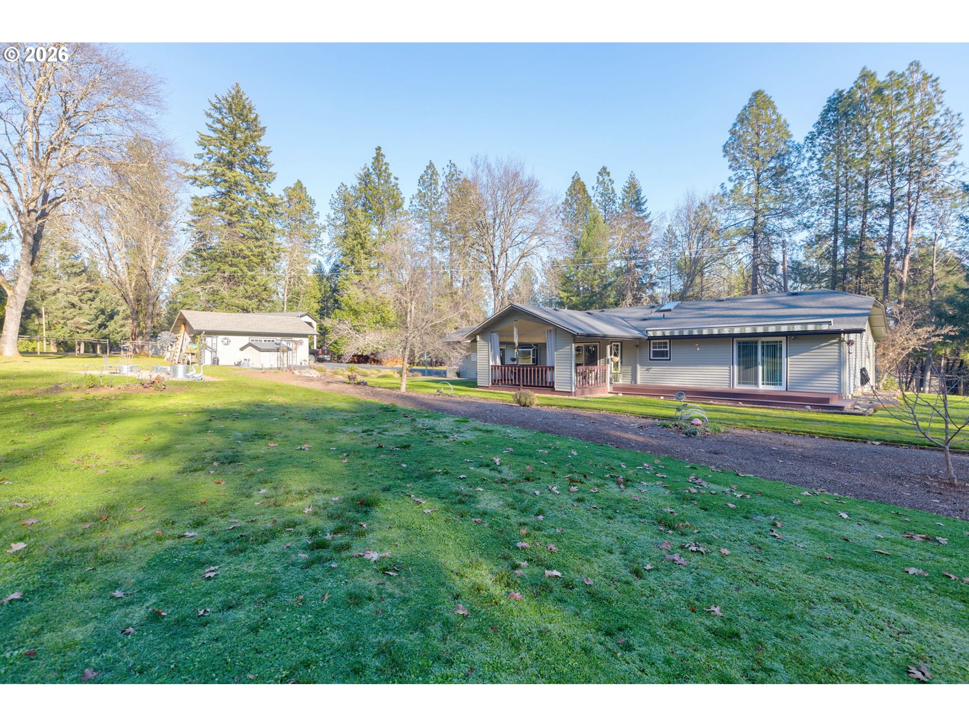 2164 Russell Road Merlin, OR 97532 - Photo 39 of 45