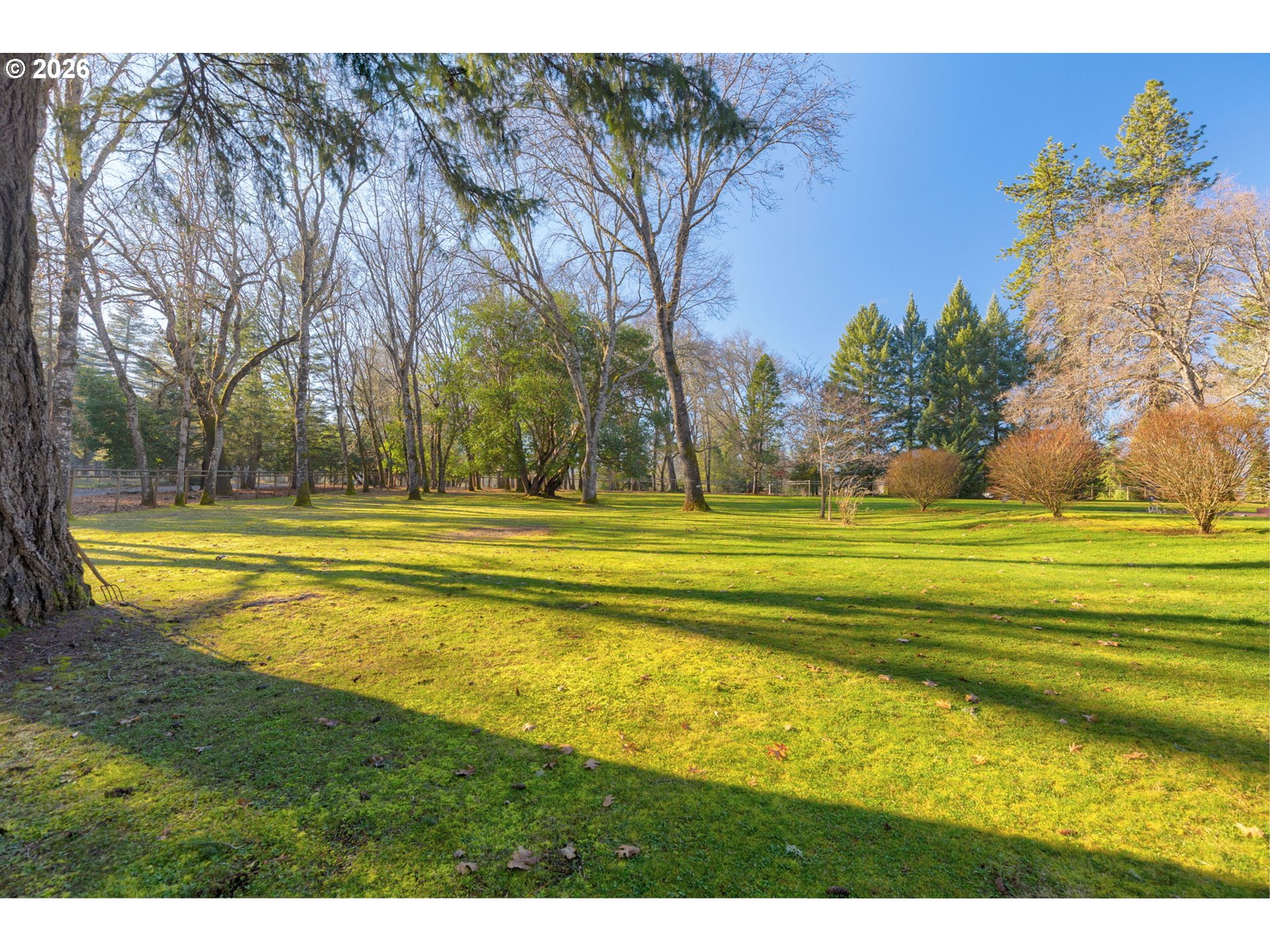 2164 Russell Road Merlin, OR 97532 - Photo 8 of 45