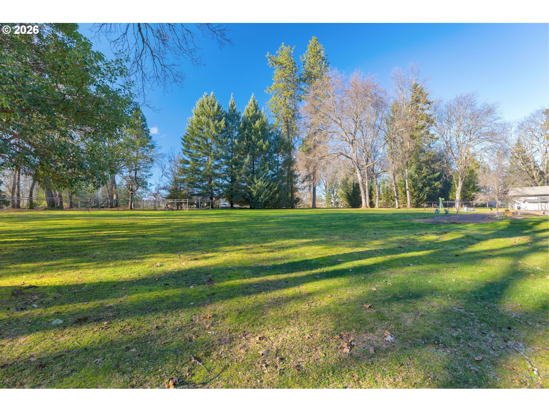 2164 Russell Road Merlin, OR 97532 - Photo 9 of 45