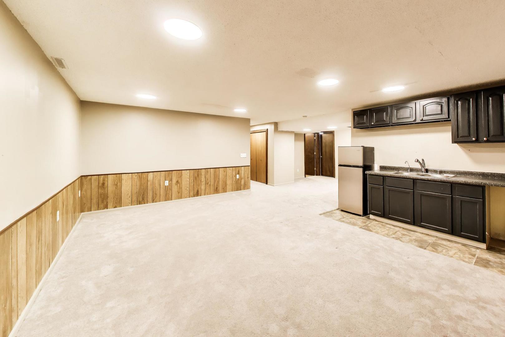 367 Stonington Place, Unit 367 South Elgin, IL 60177 - Photo 20 of 36