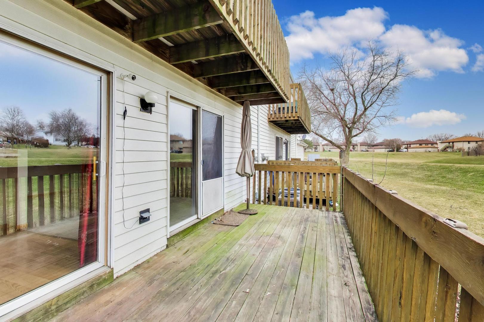 367 Stonington Place, Unit 367 South Elgin, IL 60177 - Photo 28 of 36