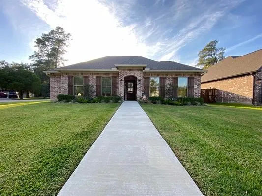 $254,900 | 276 Pine Burr Street, Vidor, TX 77662