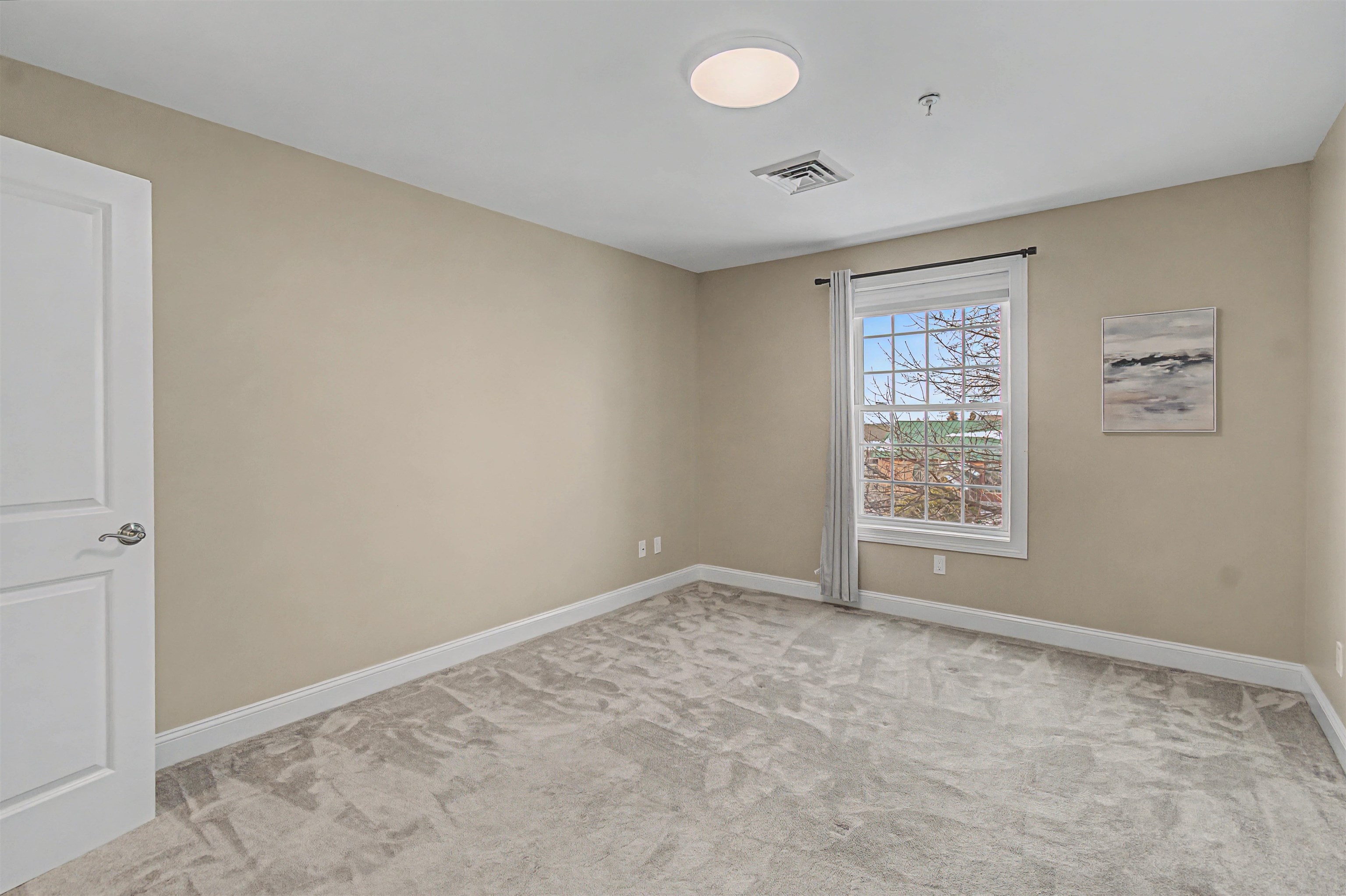 81 South Williams Street, Unit 303 Burlington, VT 05401 - Photo 22 of 29