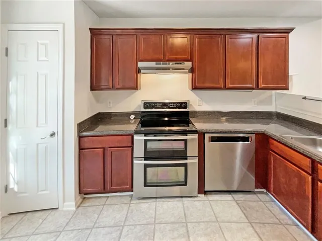 $221,000 | 517 Jaclyn Circle, McDonough, GA 30253