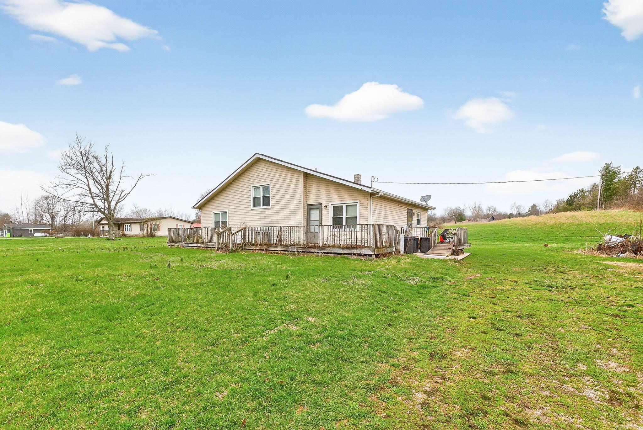 9600 Tarlton Road Southwest Stoutsville, OH 43154 - Photo 34 of 52 9600 Tralton (Exterior)-1