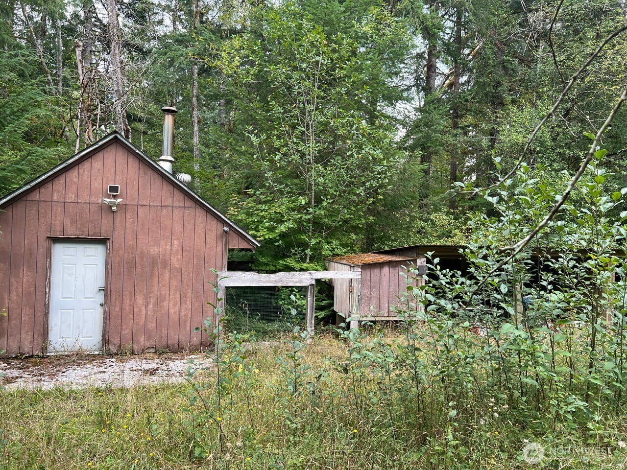 8822 Sherman Valley Road Southwest Olympia, WA 98512 - Photo 9 of 15 Gallery Image 9