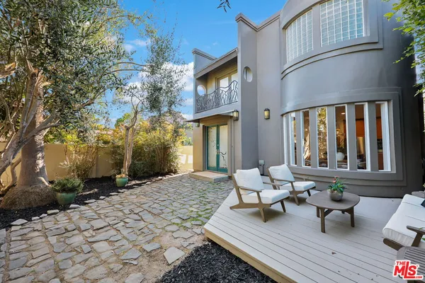 $2,899,000 | 719 Nowita Place, Venice, CA 90291