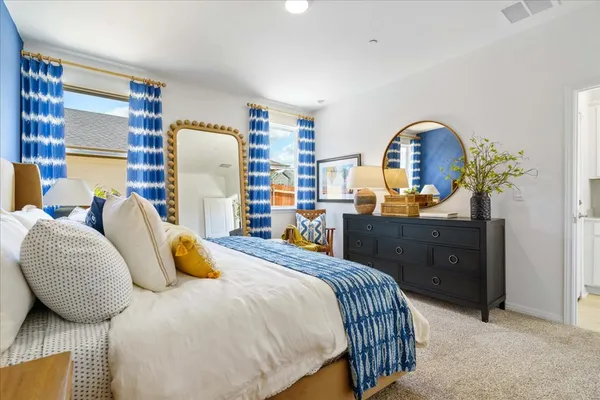 a view of livingroom with washer and dryer