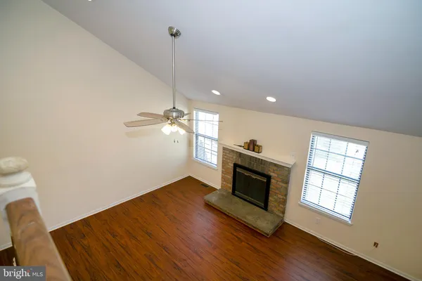 $250,000 | 231 Willow Turn, Mount Laurel, NJ 08054